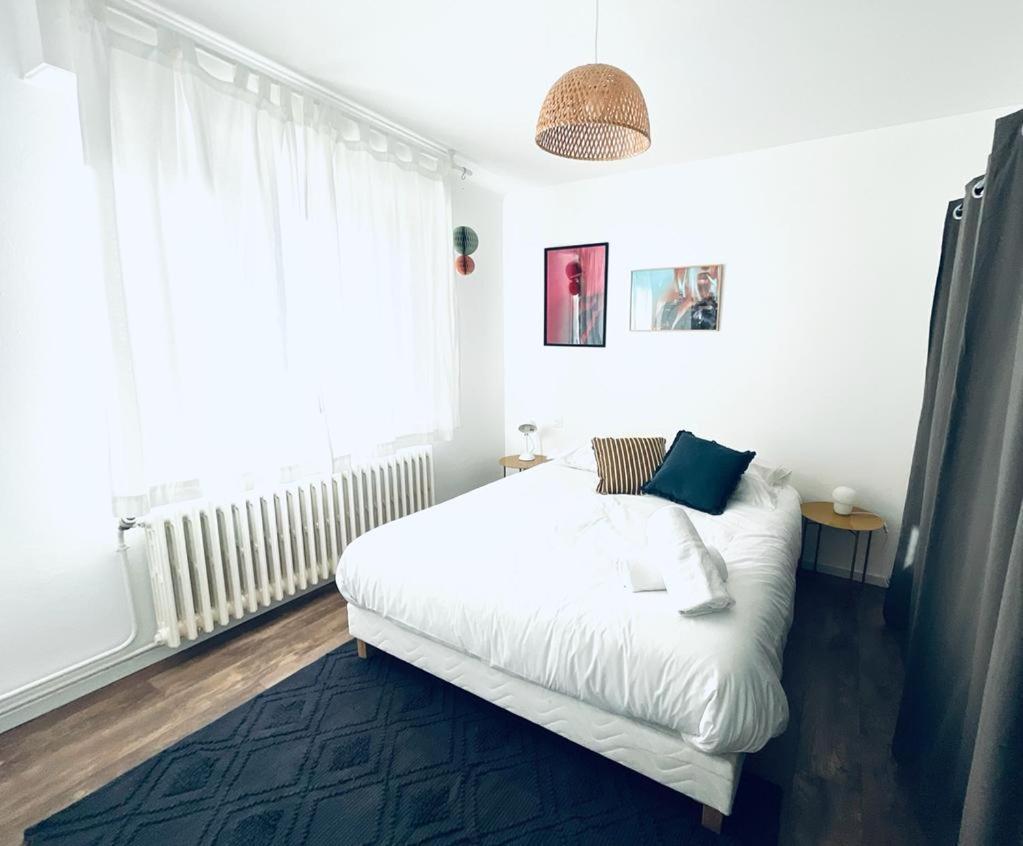 Au Perron Avec Garage Et Balcon A Ribeauville Экстерьер фото
